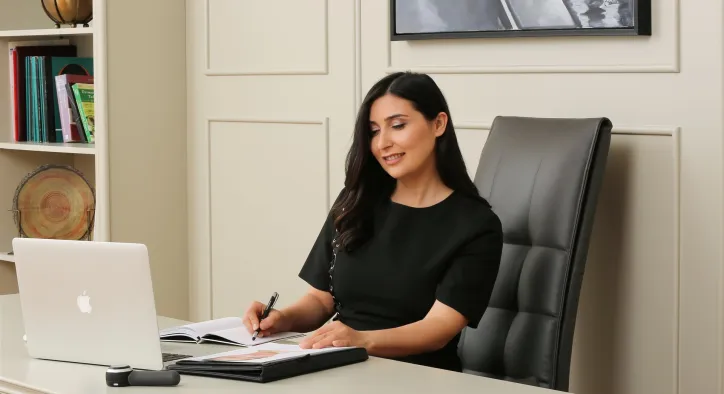 En İyi Dermatoloji Doktoru: Doç. Dr. Sevil Savaş Erdoğan